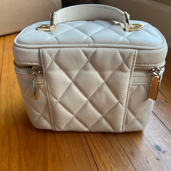 COPY - NWT Kate Spade Carey Trunk Crossbody - Parchment | Off White Color - Picture 4 of 9